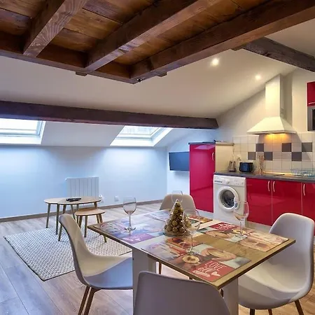LE DAHLIA - WIFI - 8 min du centre ville - NETFLIX Appartement
